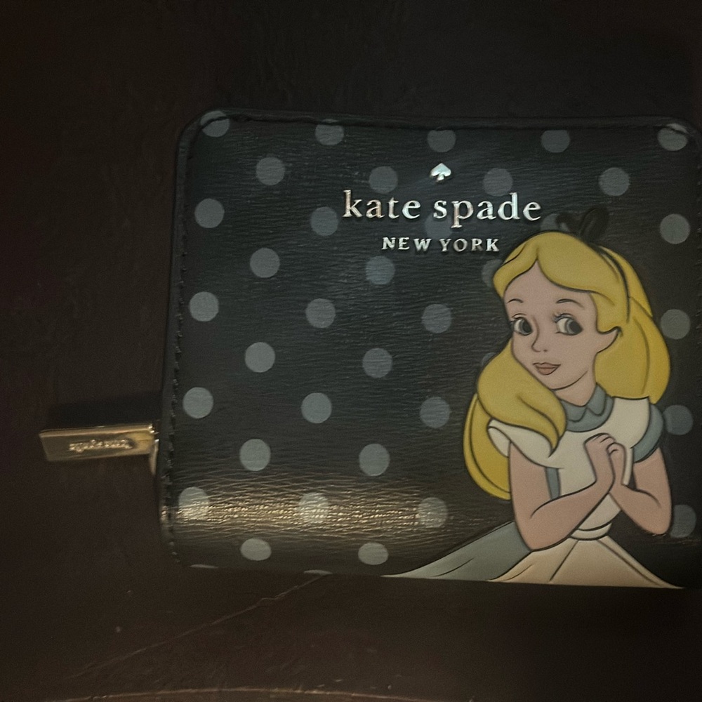Kate Spade x Disney Alice in Wonderland Polka Dot Wallet NWOT